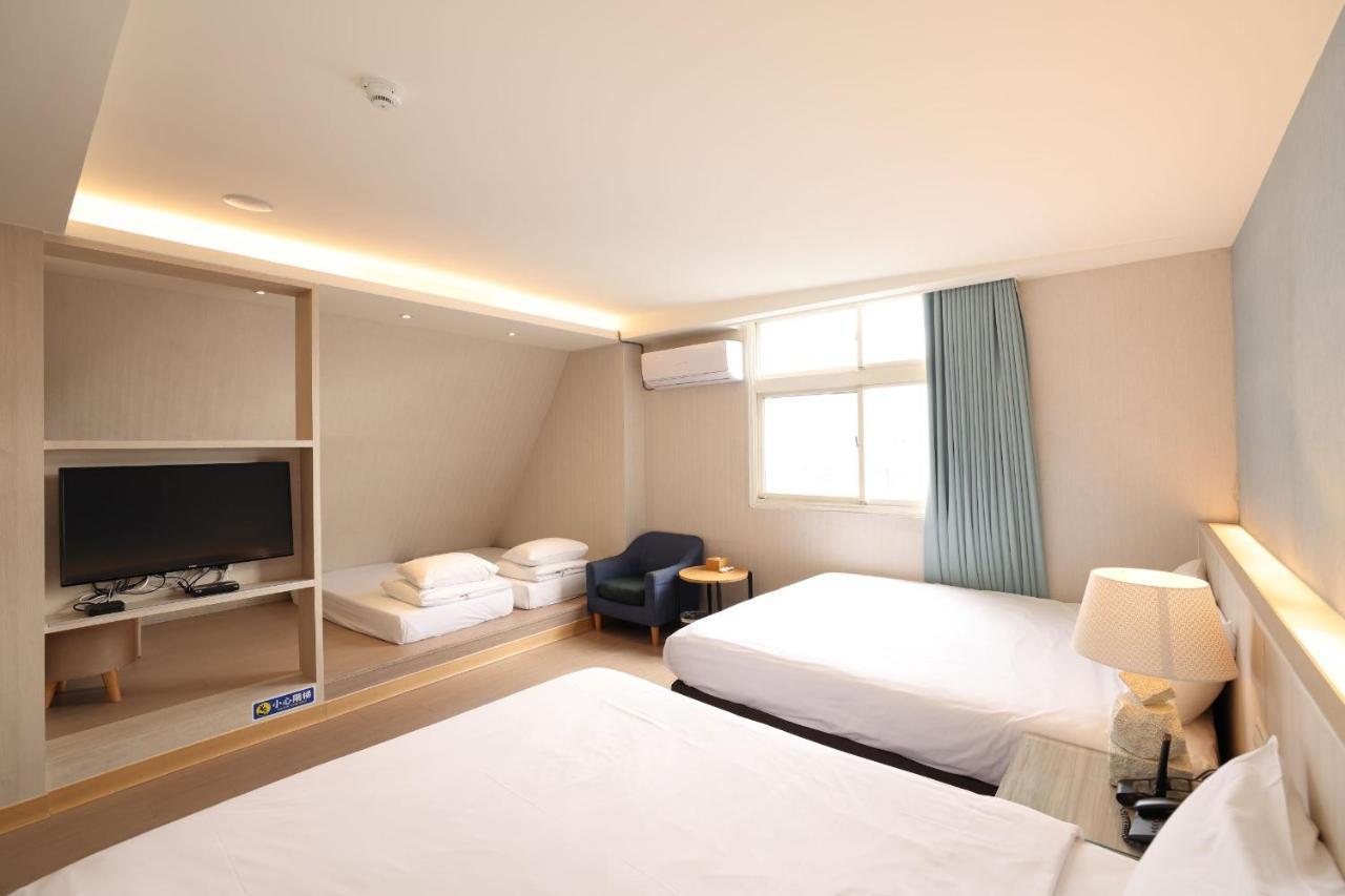 F Hotel - Hualien Zhongxiao Buitenkant foto