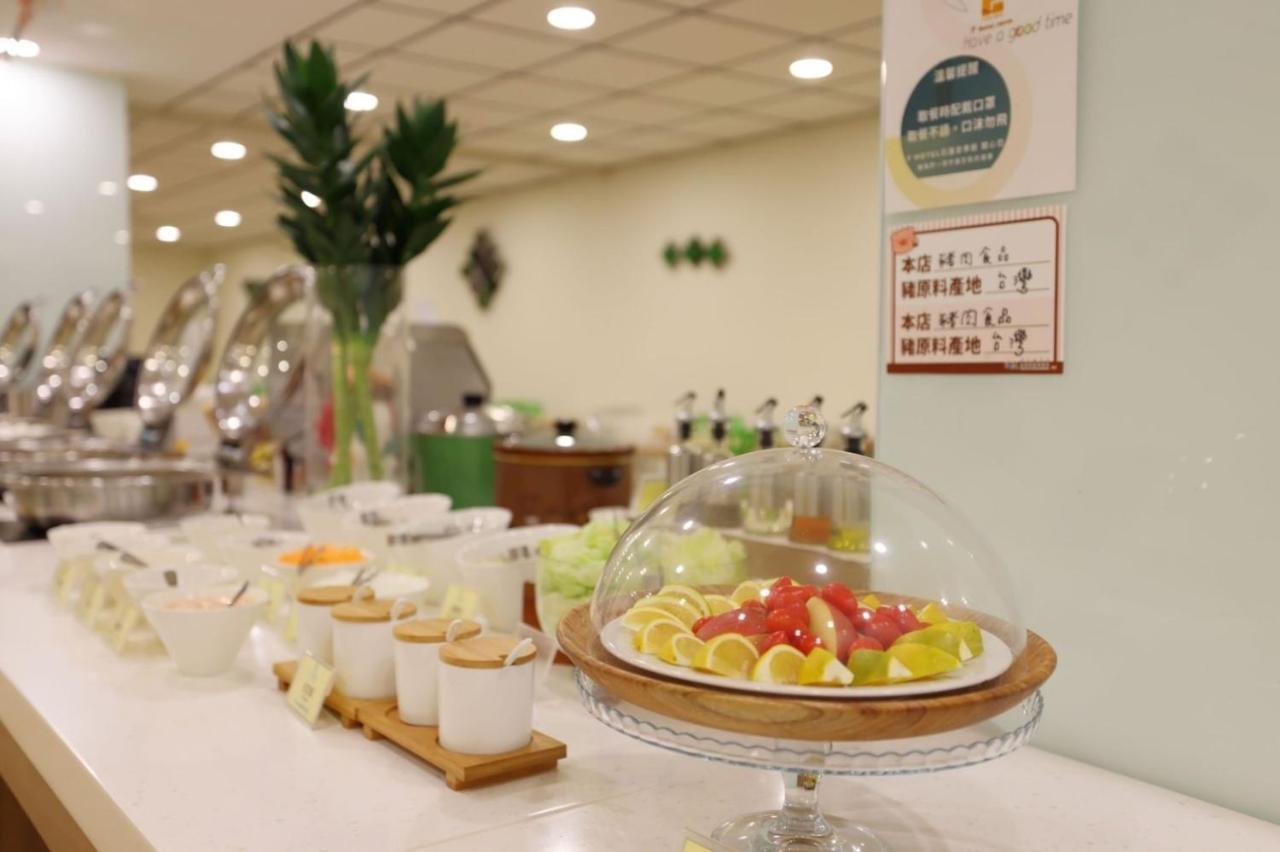 F Hotel - Hualien Zhongxiao Buitenkant foto