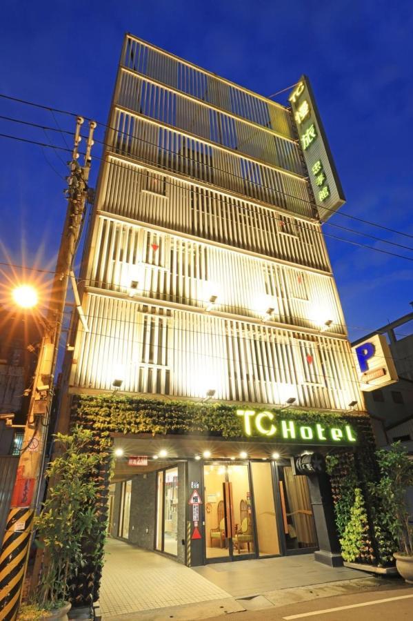 F Hotel - Hualien Zhongxiao Buitenkant foto