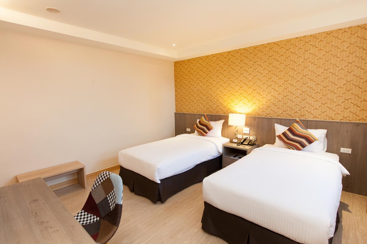 F Hotel - Hualien Zhongxiao Buitenkant foto
